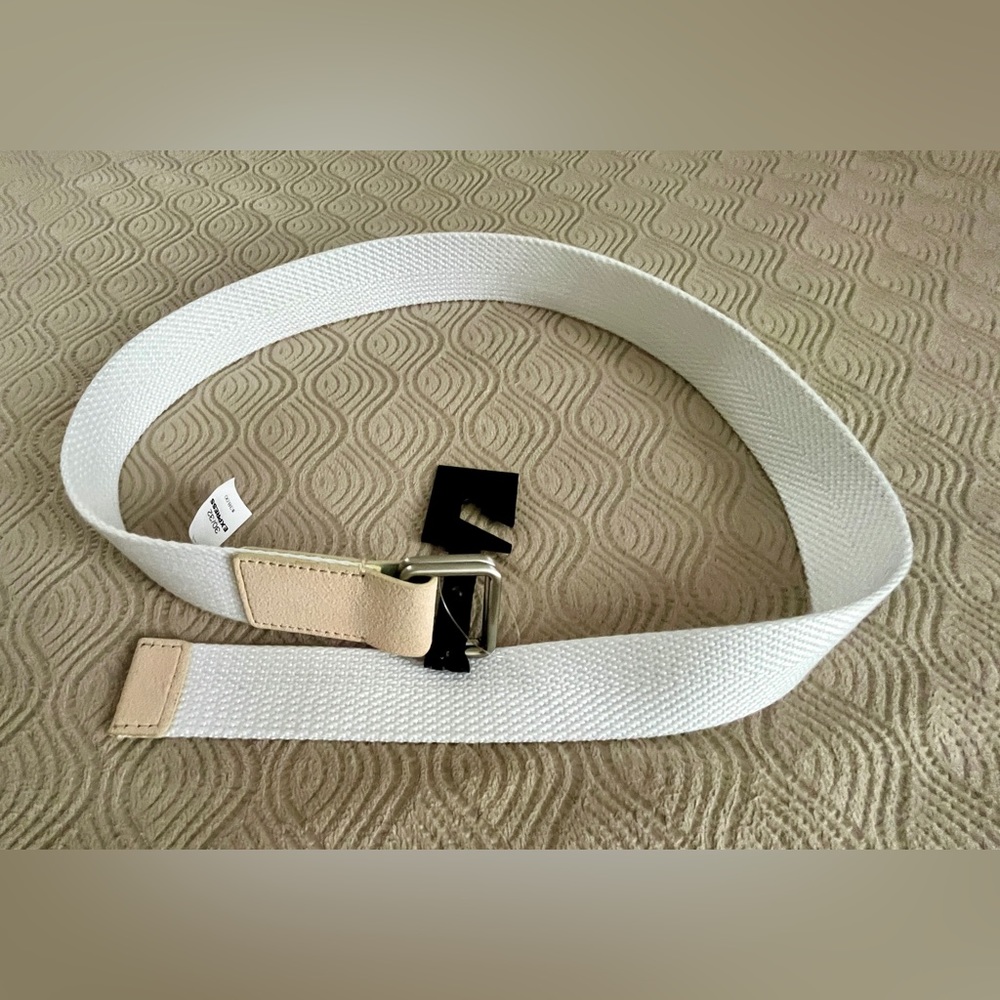 Express men’s woven belt in white and tan size 30/32